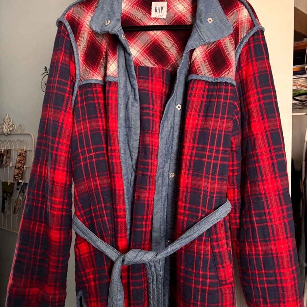 GAP Red and Navy Plaid Quilted Belted Jacket